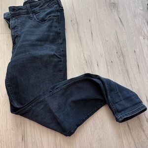 Old Navy Women’s Dark Blue Skinny Jeans